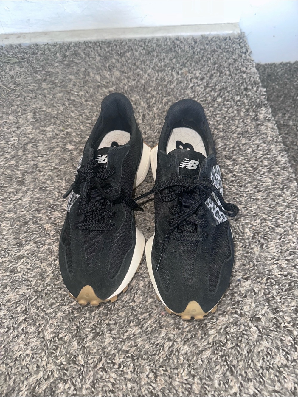New Balance Women’s Black cheetah Sneakers